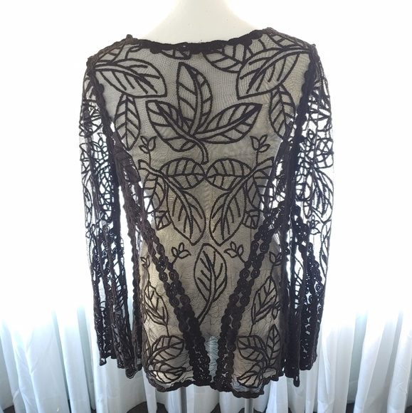 Capri black leaf design lace Size M - Picture 2 of 11